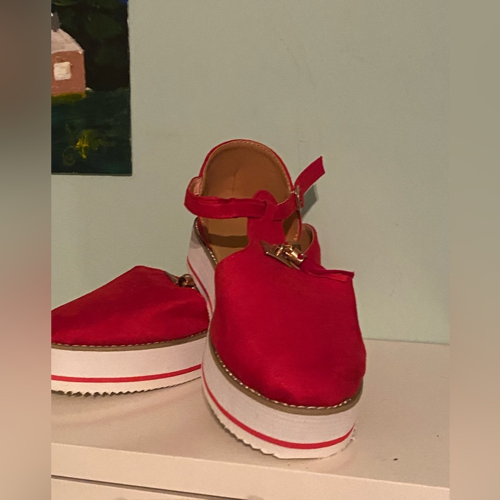 Sandals - Picture 6 of 15